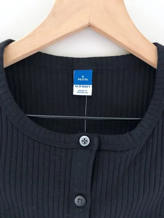 NWT Old Navy Petite Short-sleeve Ribbed Button-down Top - Picture 5 of 6